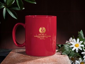 Các mẫu cốc sứ in logo độc đáo nhất hiện nay