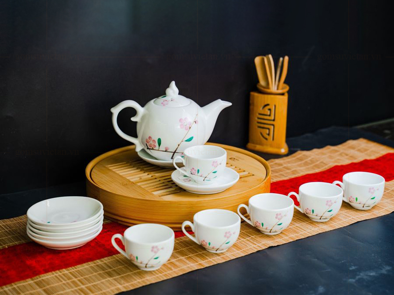 Bộ ấm chén họa tiết hoa đào